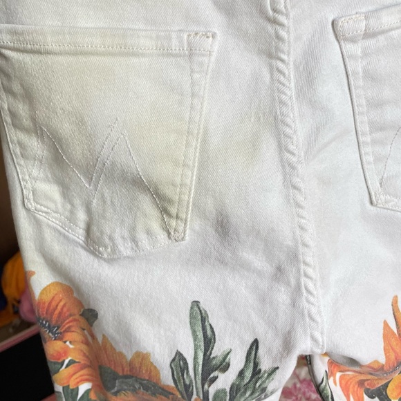 SOLD Mother Denim Anthropologie High Waisted Rider Jeans in Water for Flowers - Picture 9 of 9